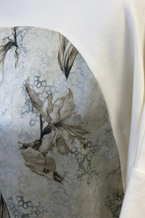 Short Sleeve Silk T-Shirt Off White Syrian Amaryllis - Helene Clarkson Design