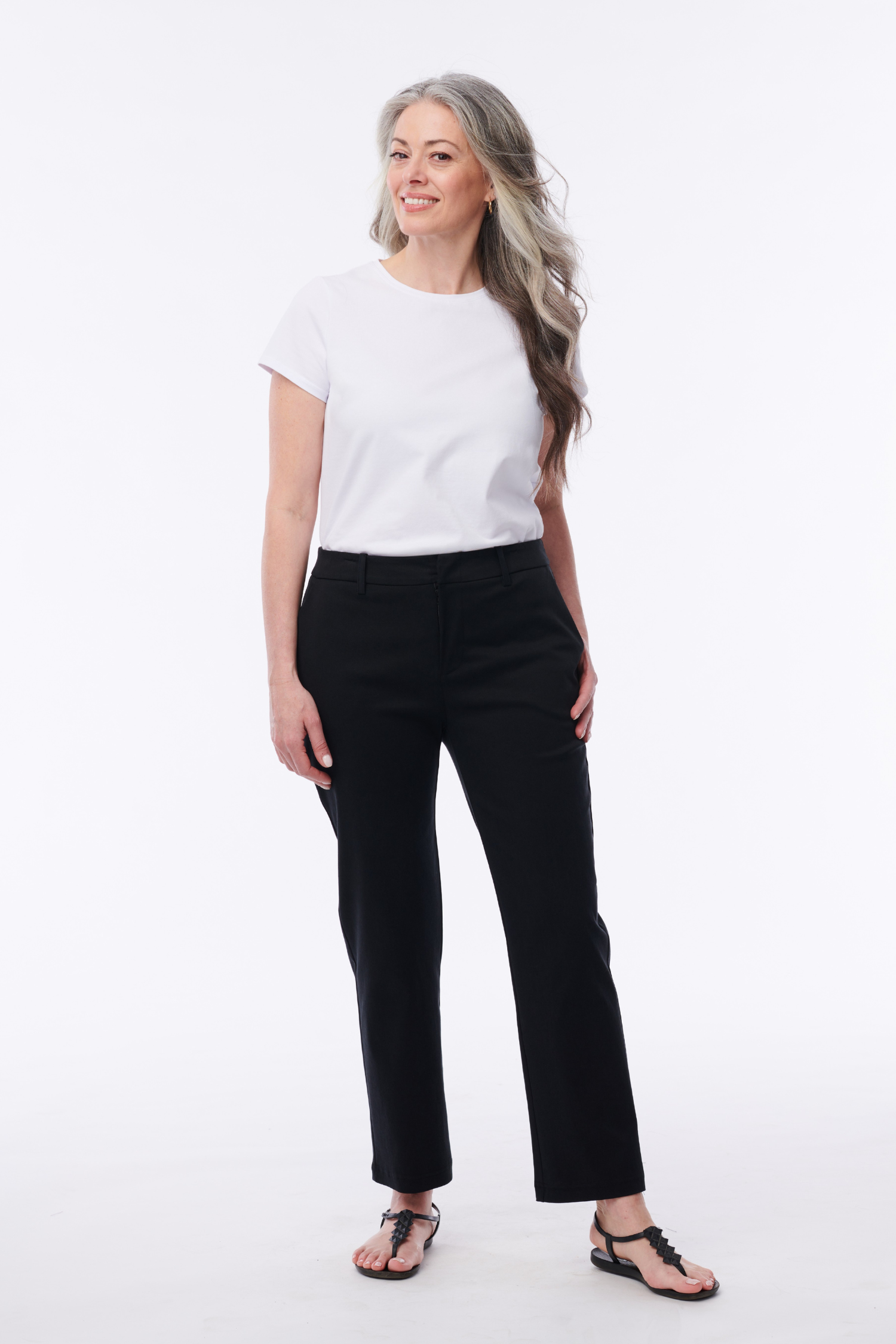 Helene Clarkson Design Ibiza Chino Pants with pockets, beige casual pants for women, featuring a relaxed fit and side pockets.