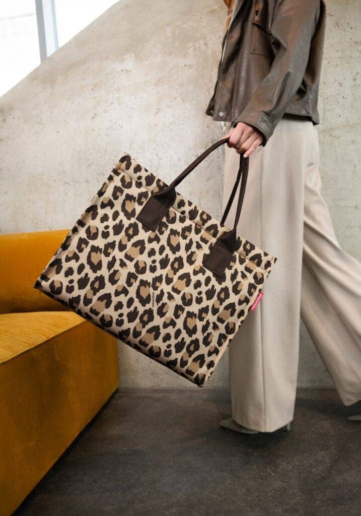 Reisenthel Daily Shopper Leo-Macchiato - Helene Clarkson Design