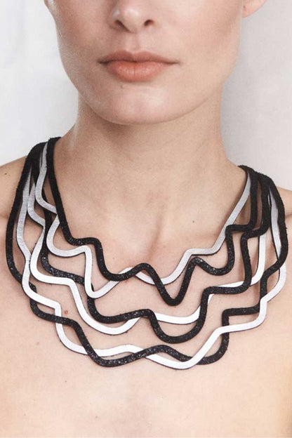 Curves Duo Necklace - Silver+Black