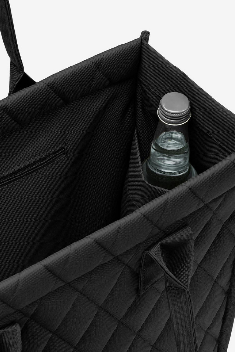 Reisenthel Daily Shopper bag in black with rhombus pattern, lightweight and spacious tote for everyday use.