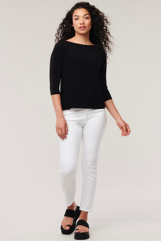 Helene Clarkson Design Sousa sustainable top in AlbiVNeck style, featuring a stylish and eco-friendly shirt with a V-neck design.