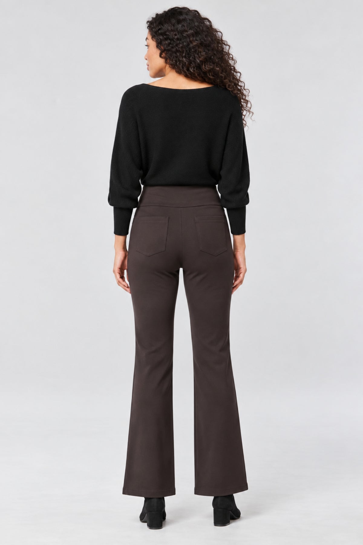 Aro Kick Pant with Pockets