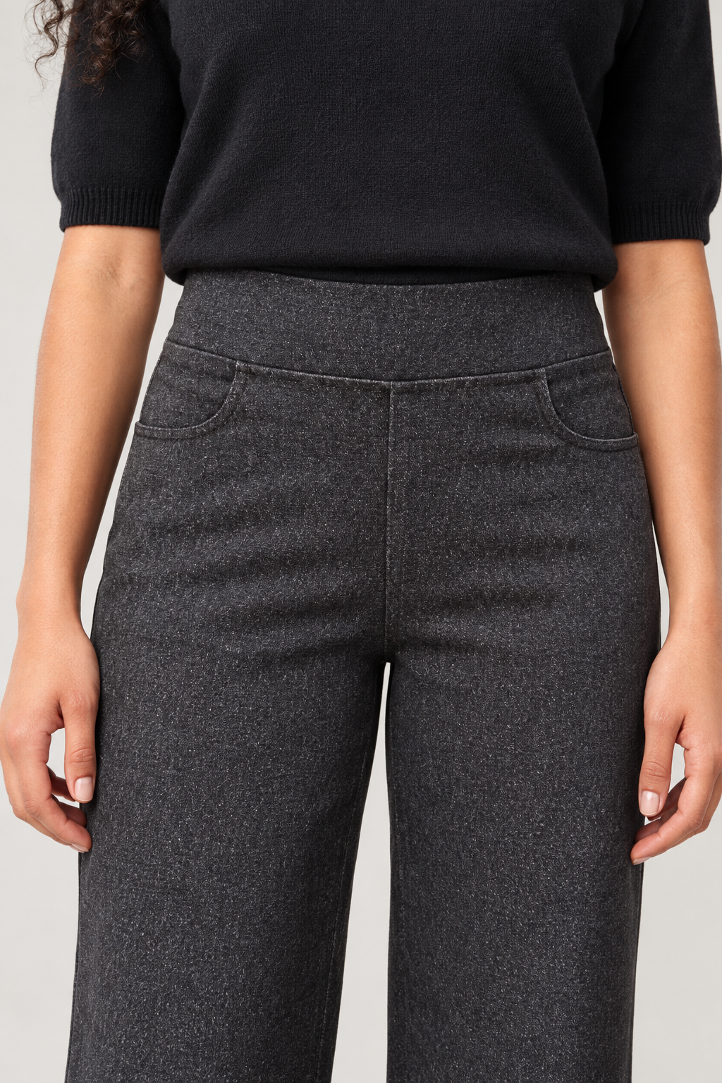 Hanna Ponte Wide-Leg Jeans