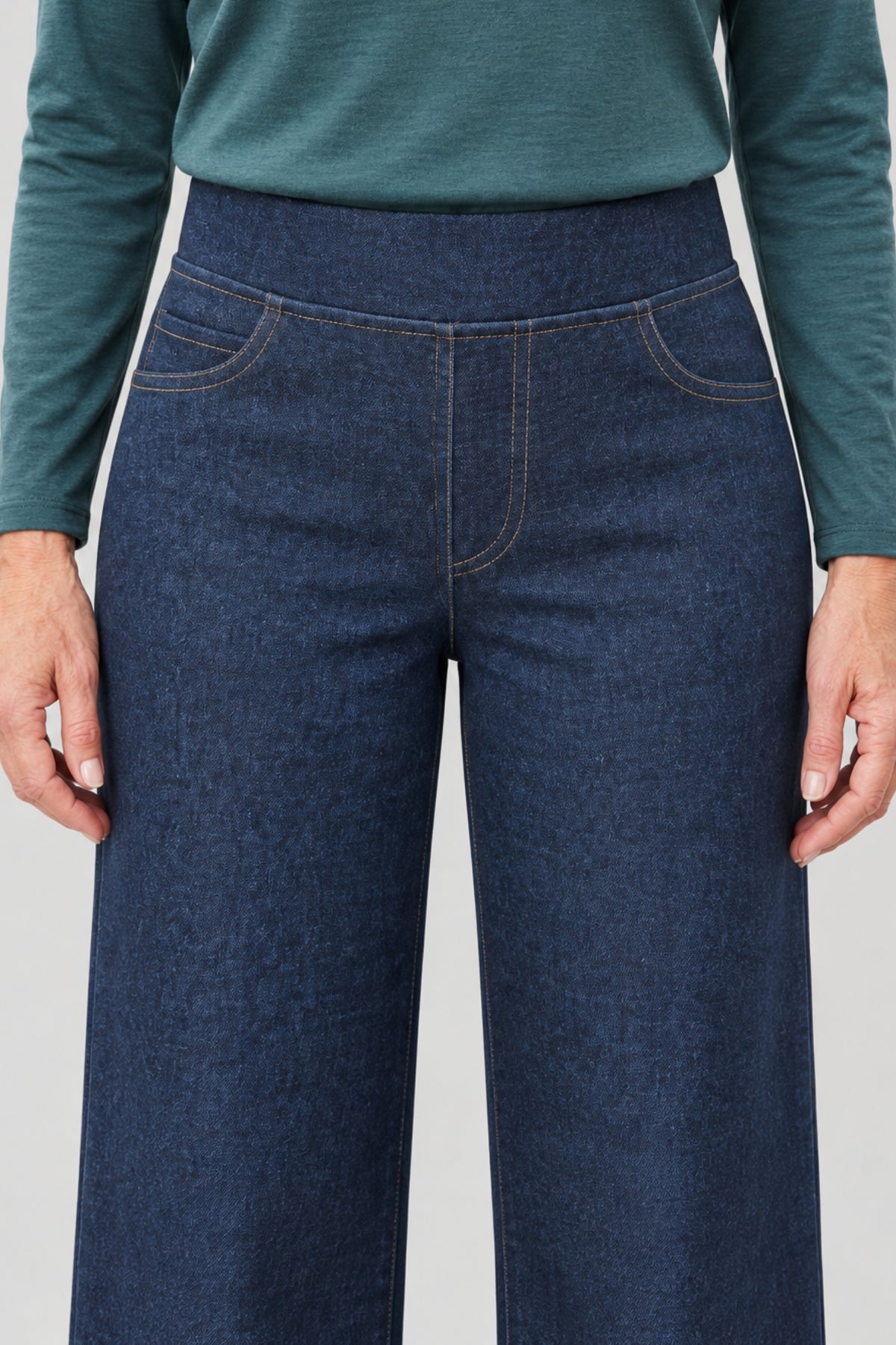 Hanna Ponte Wide-Leg Jeans
